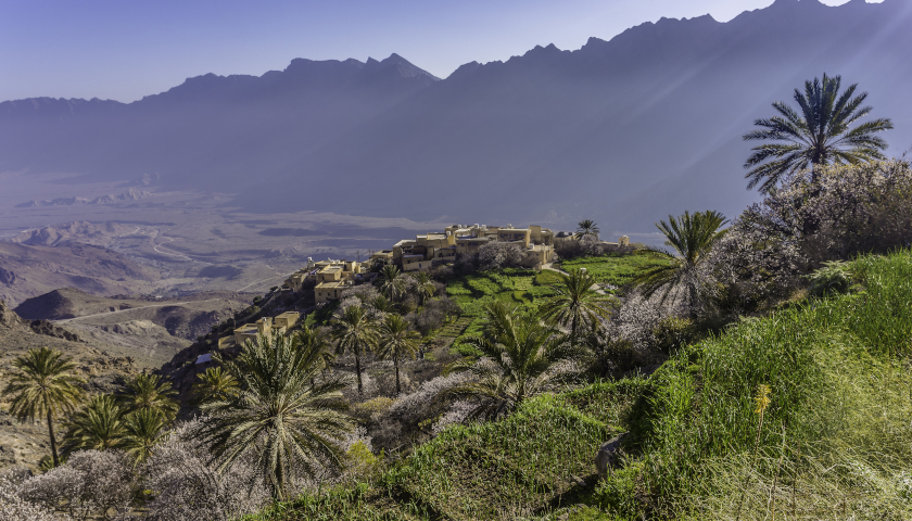Pueblo de Wakan en las montañas del Hajar. Foto cortesía © Ministry of Heritage & Tourism Sultanate of Oman